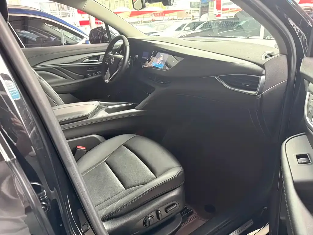 Buick Enclave 2022 из CN, фото 7