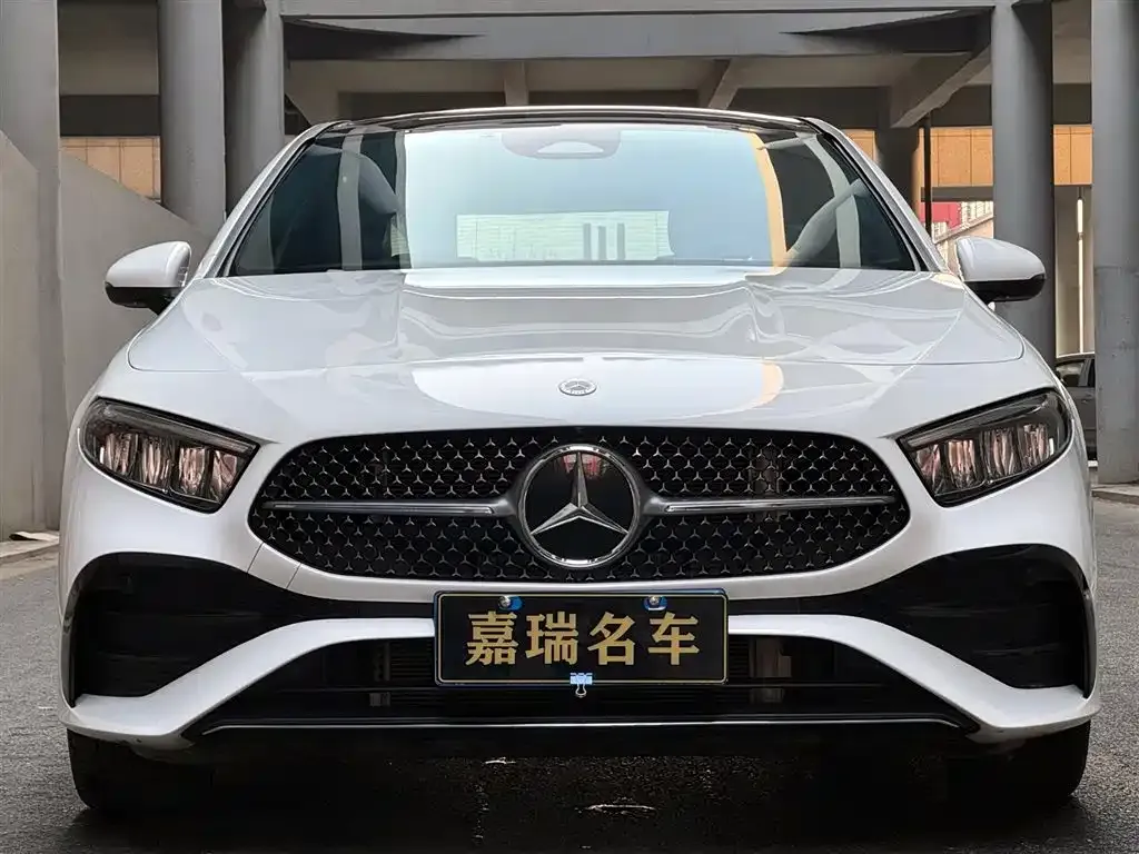 Mercedes-Benz A-Class 2024 из CN, фото 2