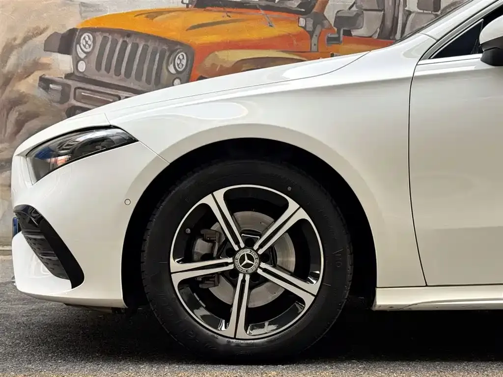 Mercedes-Benz A-Class 2024 из CN, фото 4