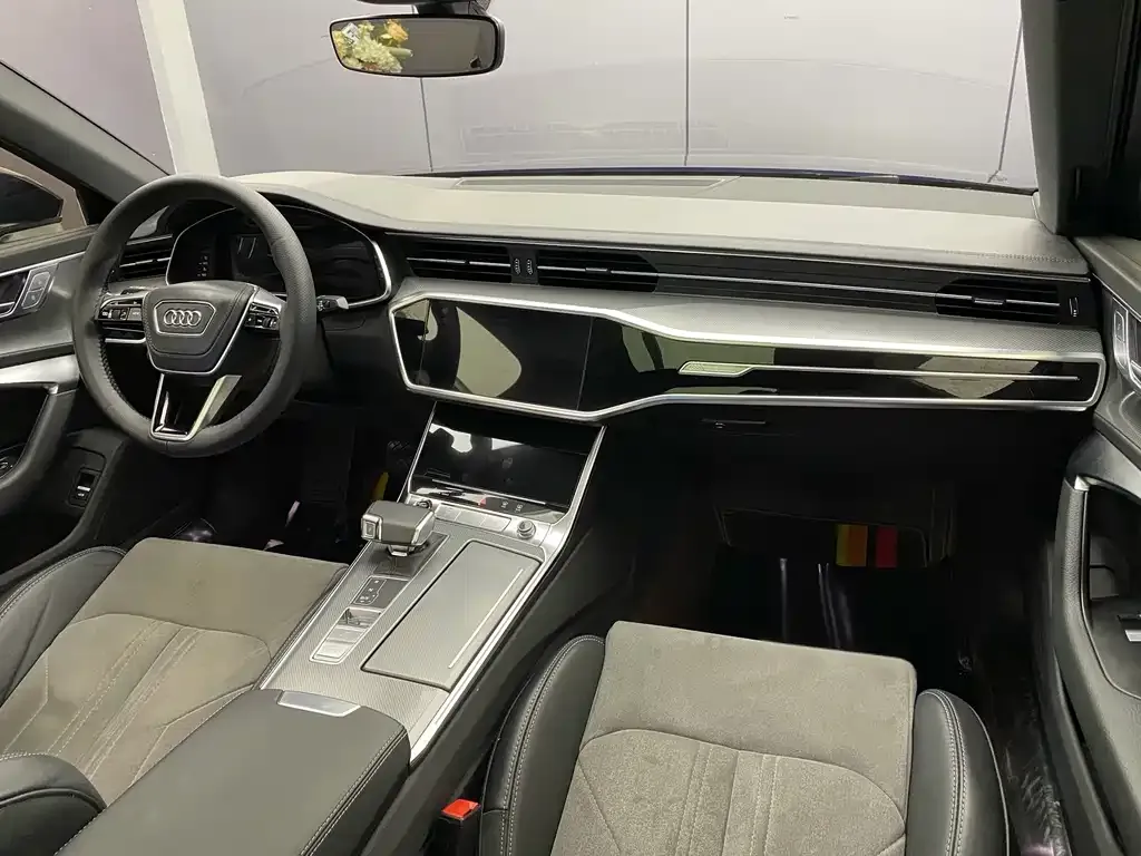Audi A6L 2024 из CN, фото 8