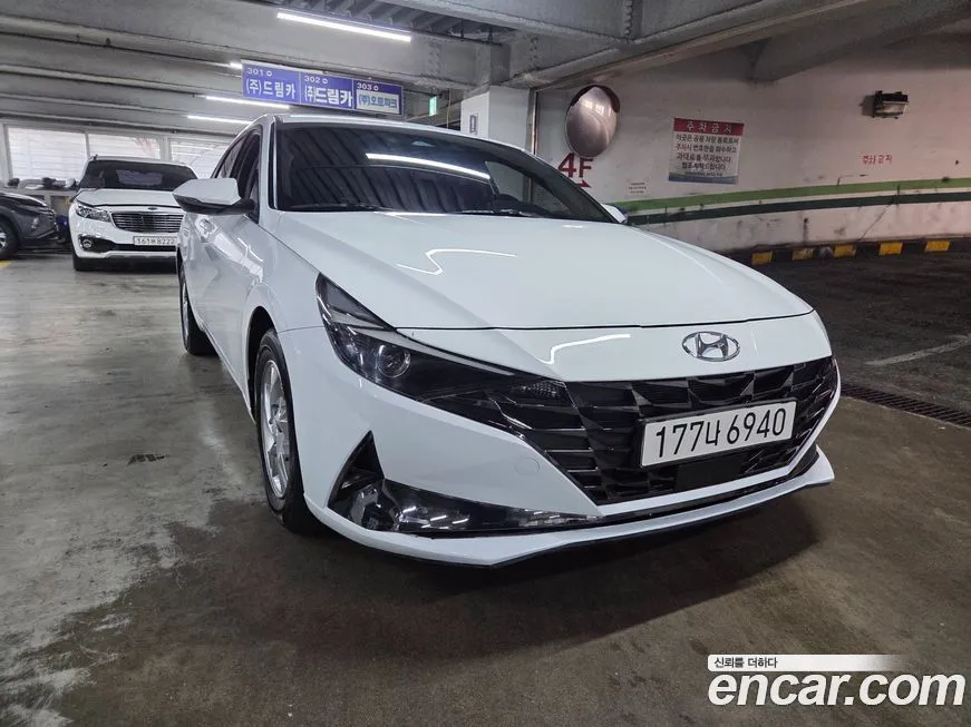 Hyundai AVANTE — фото 1