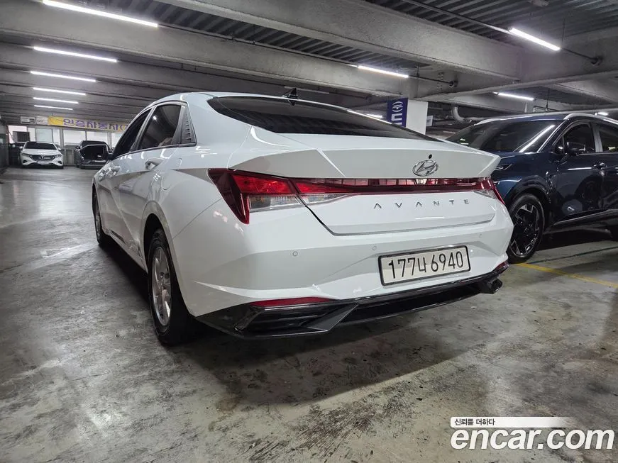 Hyundai AVANTE — фото 2