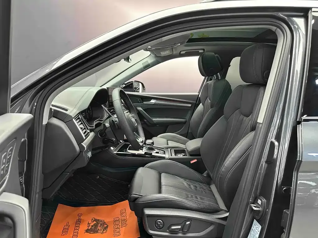Audi Q5L 2023 из CN, фото 5