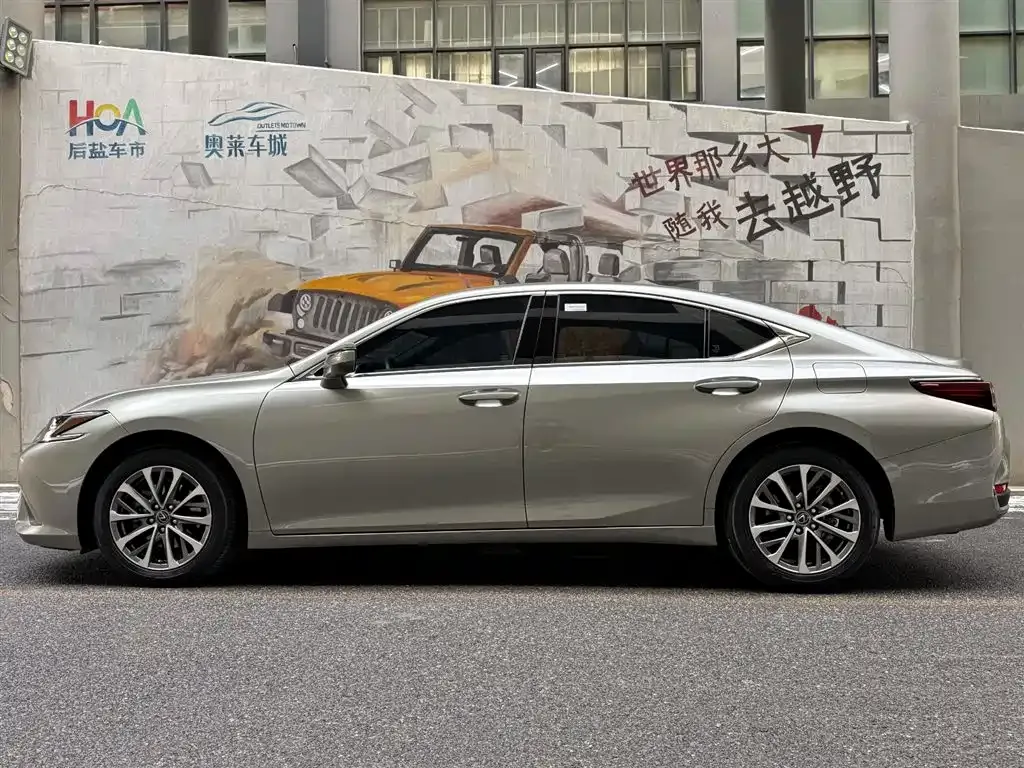 Lexus ES 2024 из CN, фото 9
