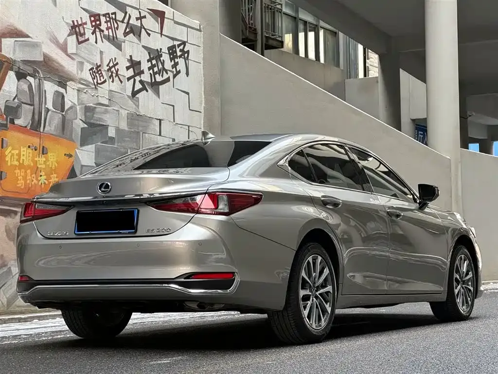 Lexus ES 2024 из CN, фото 3