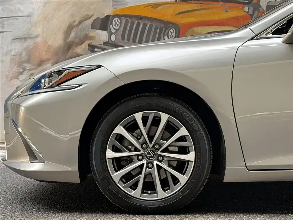 Lexus ES 2024 из CN, фото 8