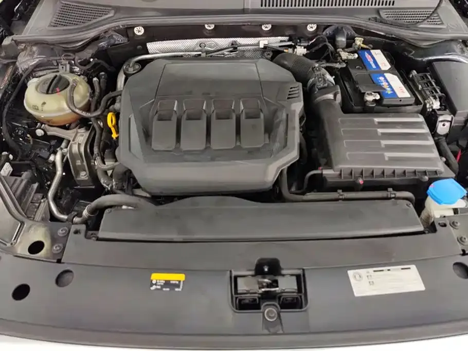 Volkswagen Passat 2022 из CN, фото 10