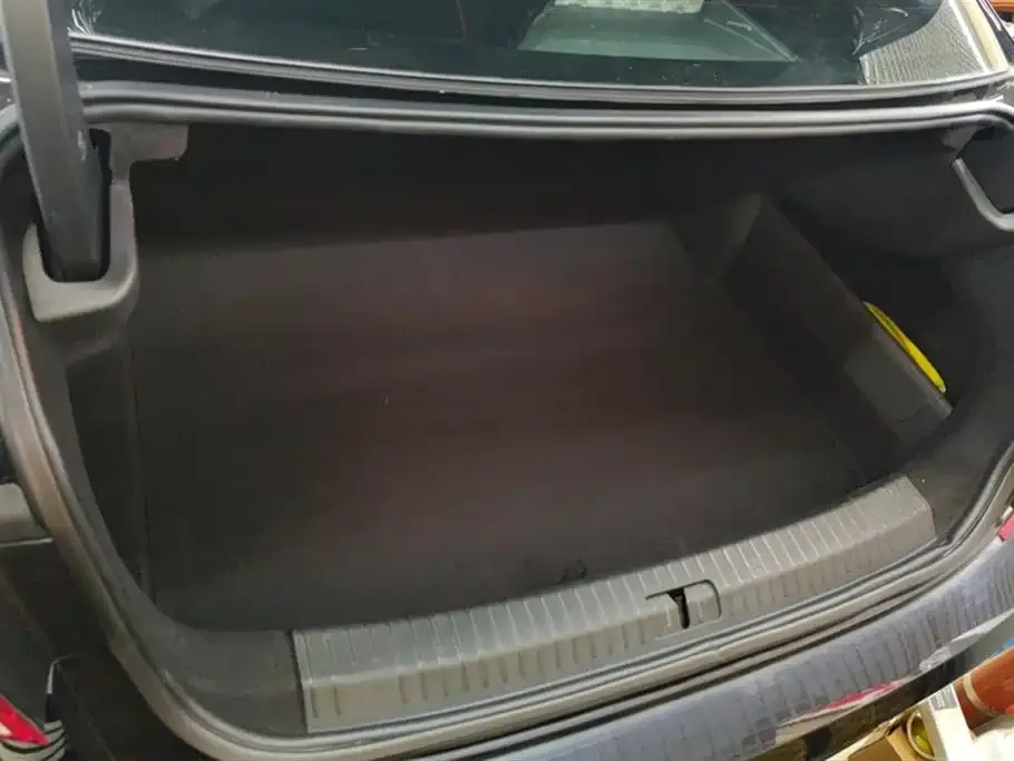 Volkswagen Passat 2022 из CN, фото 2