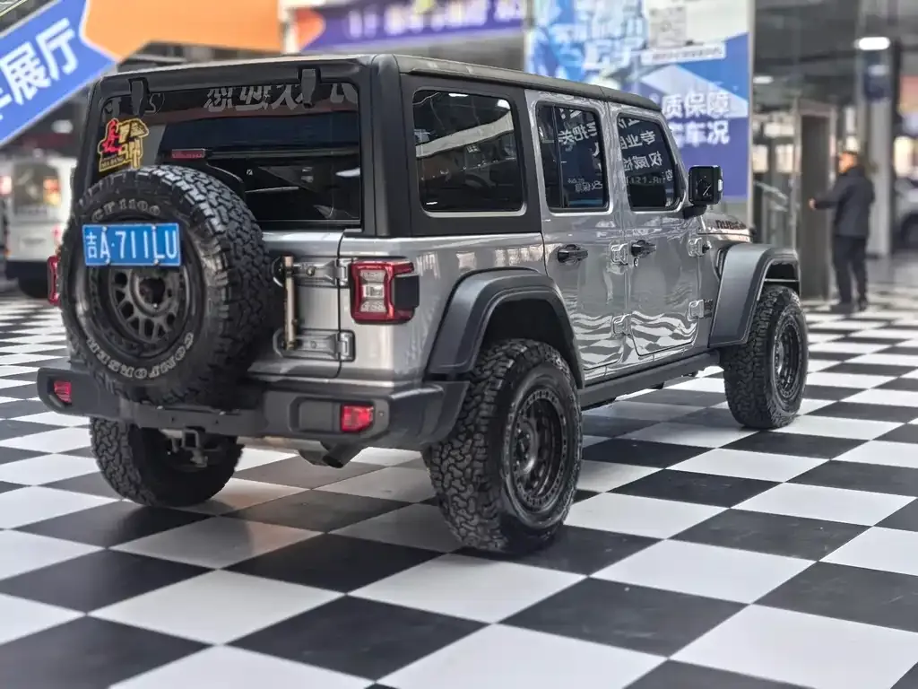 Jeep Wrangler 2021 из CN, фото 4