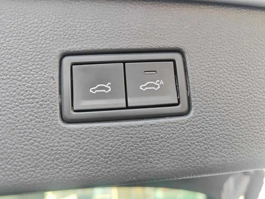 Volkswagen Tiguan L 2021 из CN, фото 7