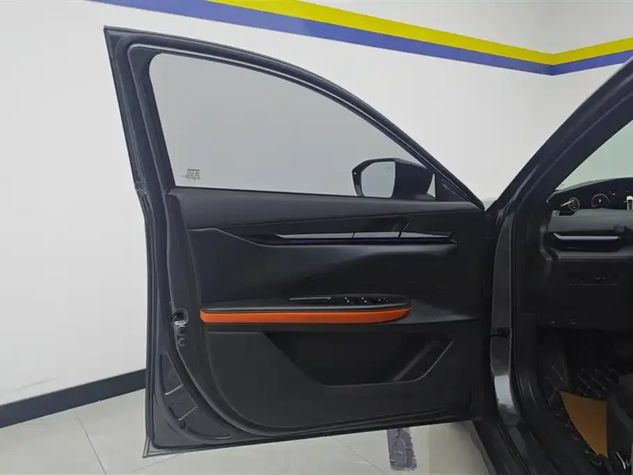 Changan UNI-V 2023 из CN, фото 6