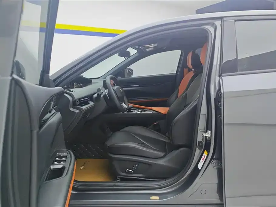 Changan UNI-V 2023 из CN, фото 7