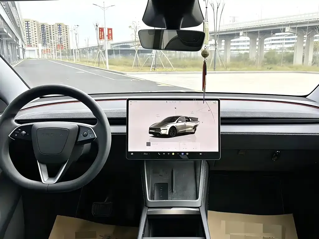 Tesla Model Y 2025 из CN, фото 3