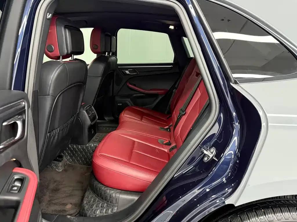 Porsche Macan 2022 из CN, фото 8