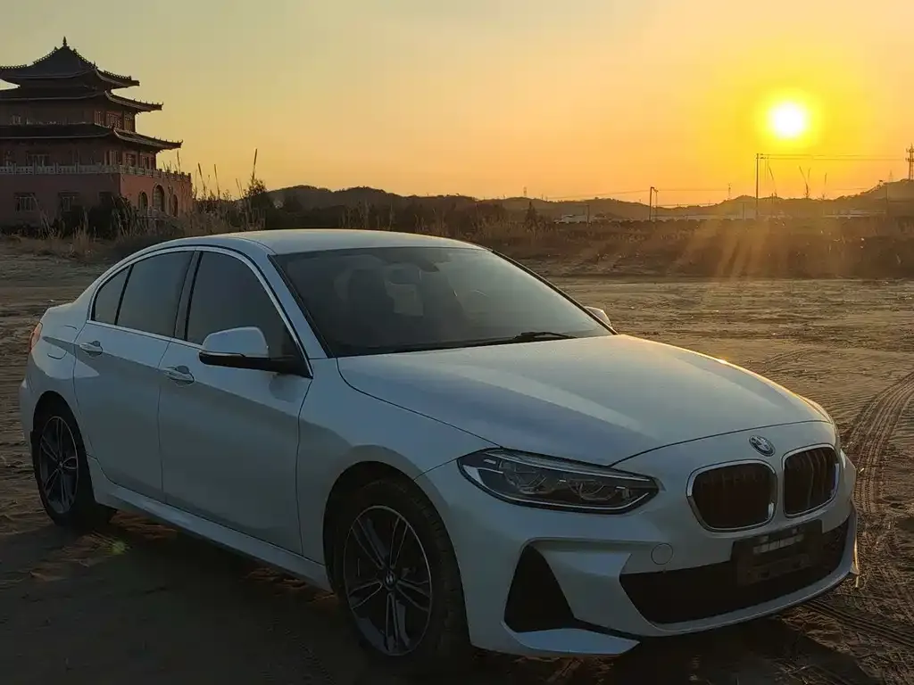 BMW 1 Series 2021 из CN, фото 6