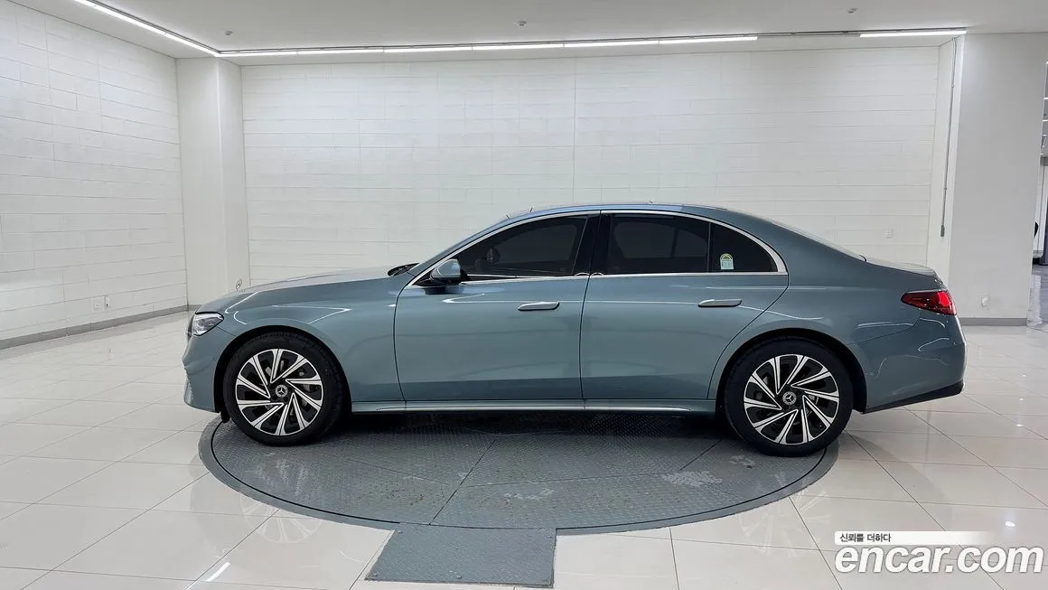 Mercedes-Benz E-Class 2025 из KR, фото 5
