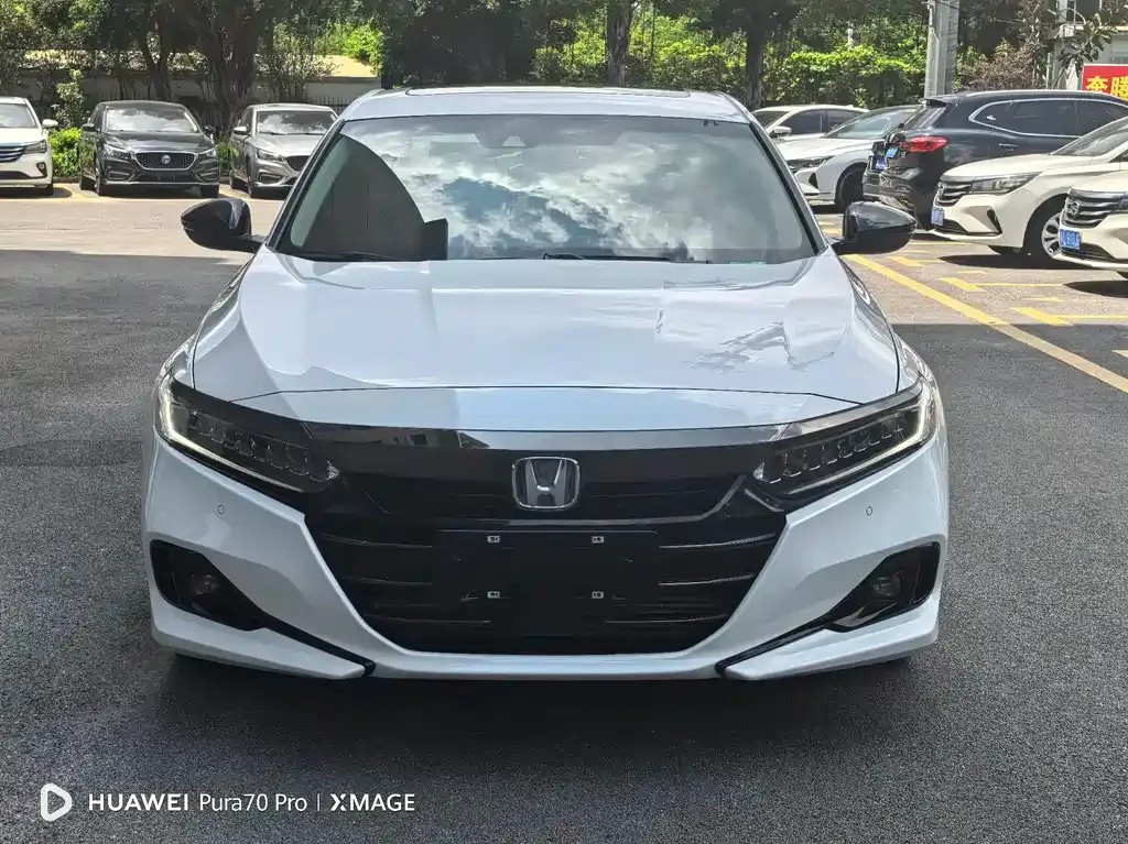 Honda Accord 2022 из CN, фото 9