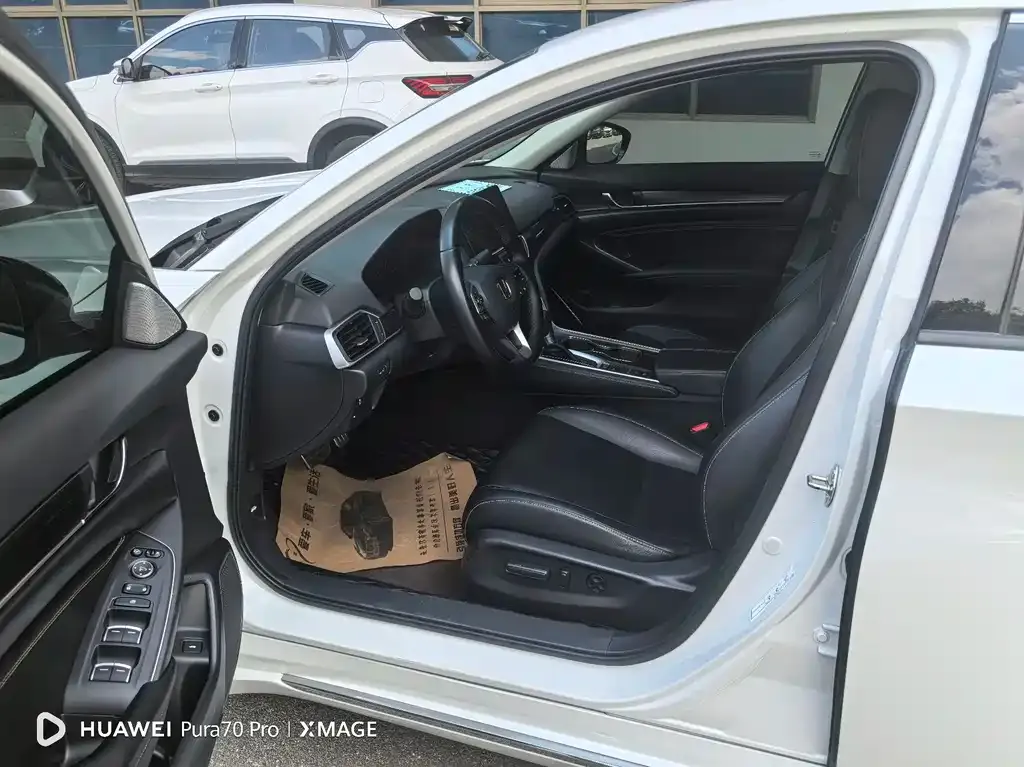 Honda Accord 2022 из CN, фото 8