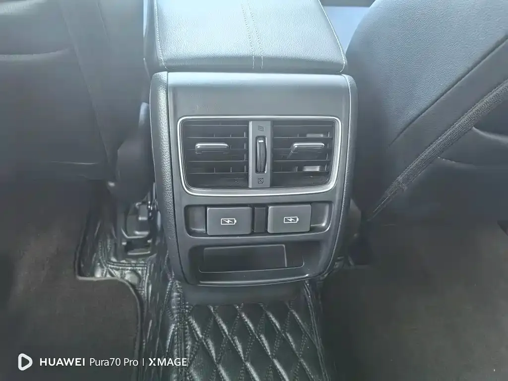 Honda Accord 2022 из CN, фото 2