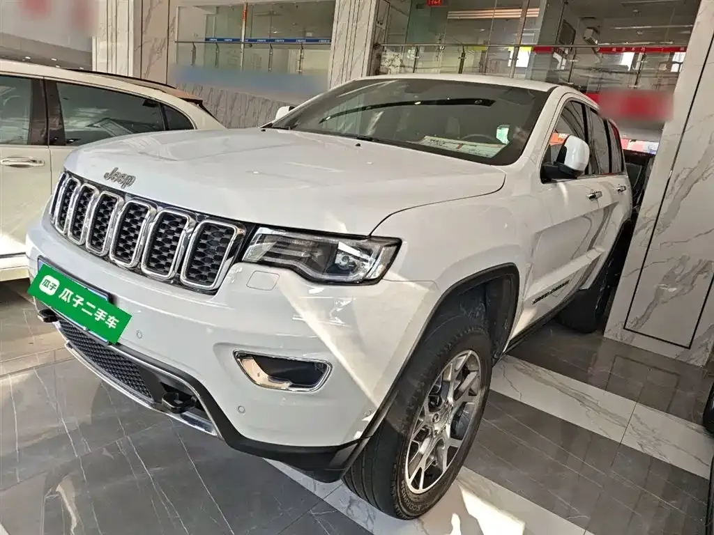 Jeep Grand Cherokee (Import) 2022 из CN, фото 3