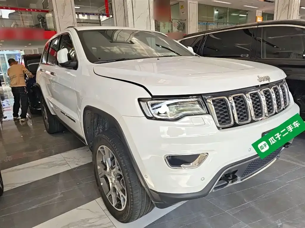 Jeep Grand Cherokee (Import) 2022 из CN, фото 2