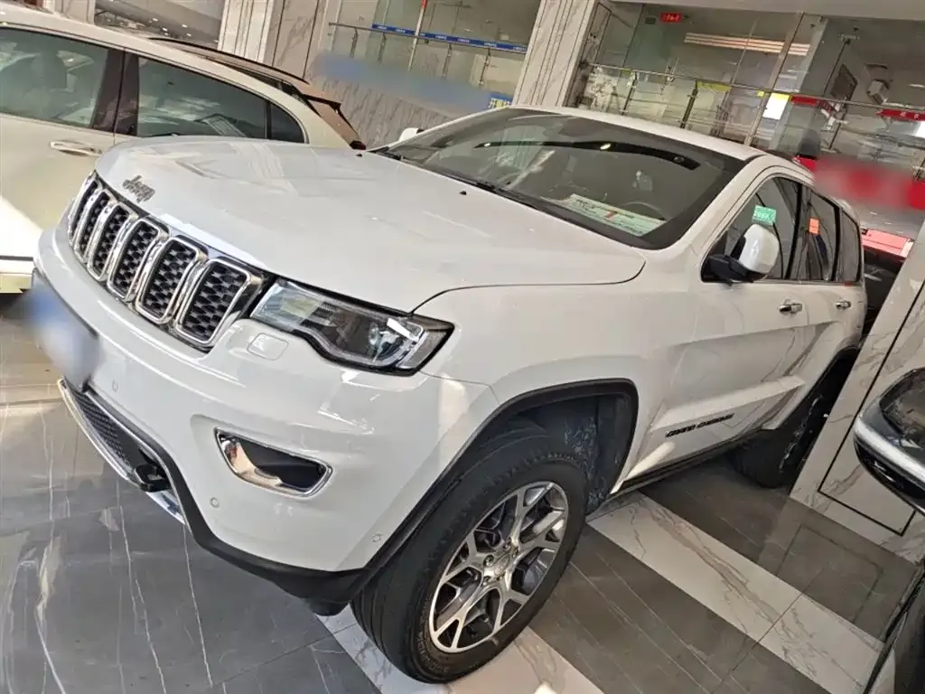 Jeep Grand Cherokee (Import) 2022 из CN, фото 10