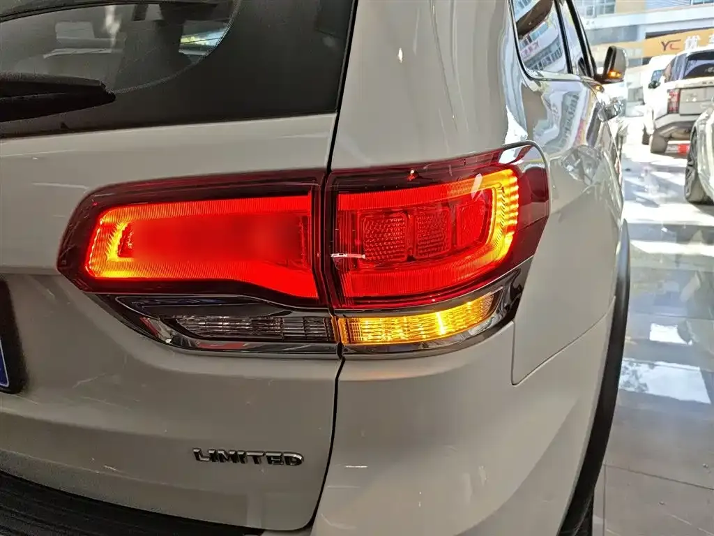 Jeep Grand Cherokee (Import) 2022 из CN, фото 5