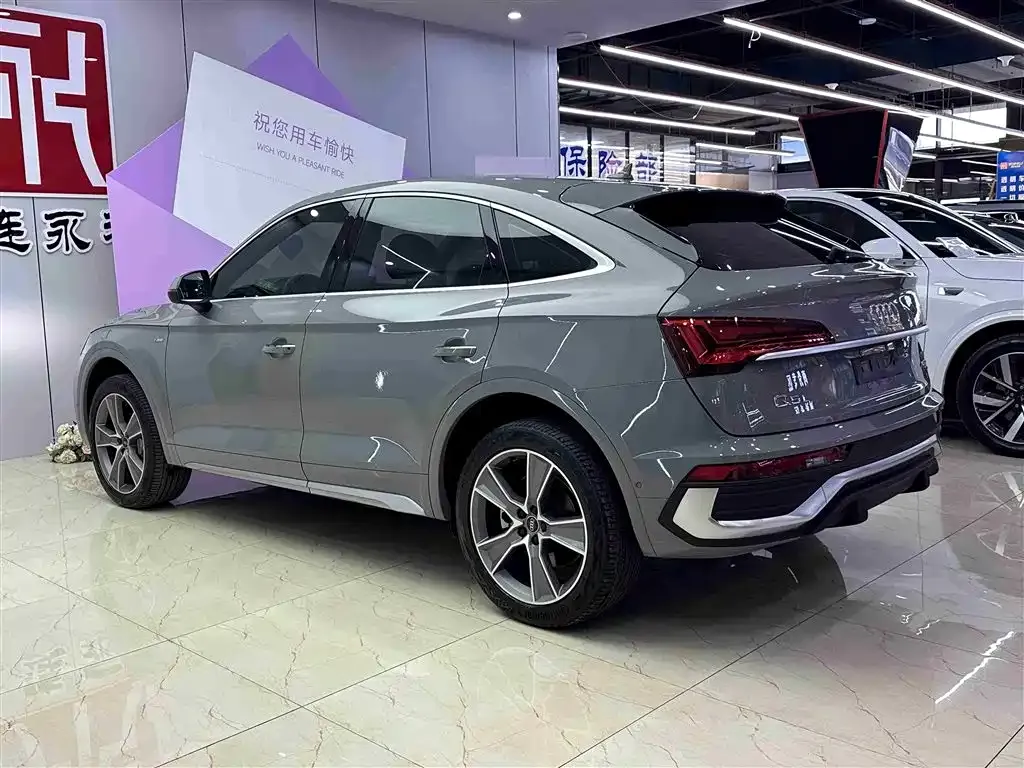 Audi Q5L 2022 из CN, фото 8
