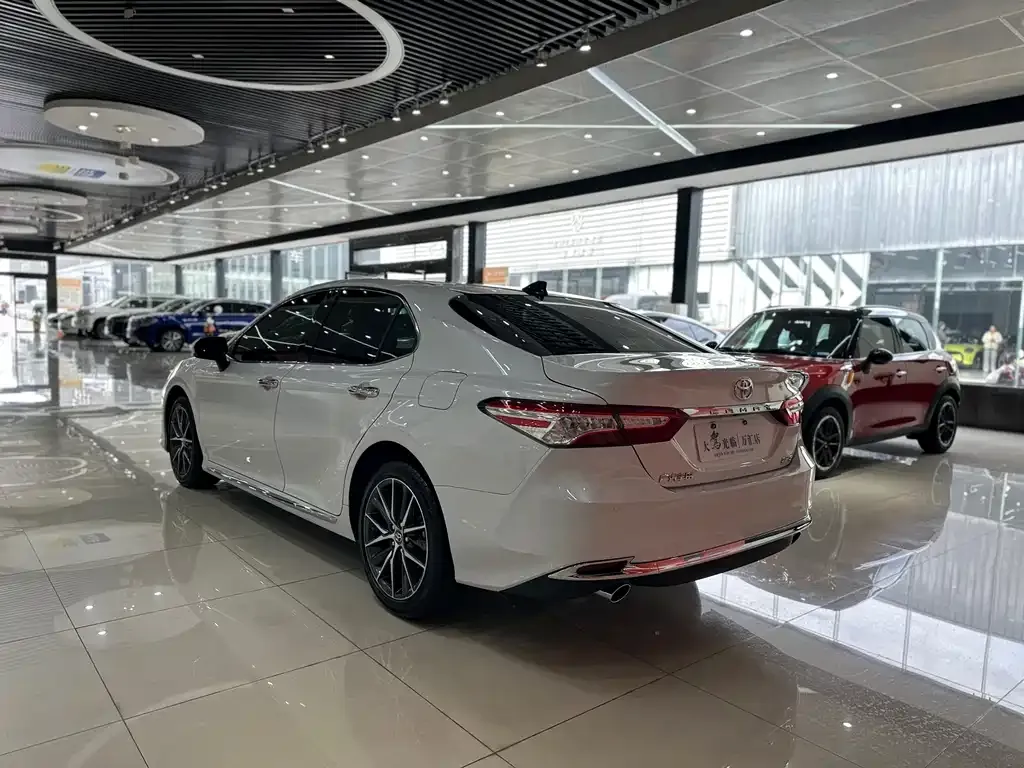 Toyota Camry 2025 из CN, фото 5