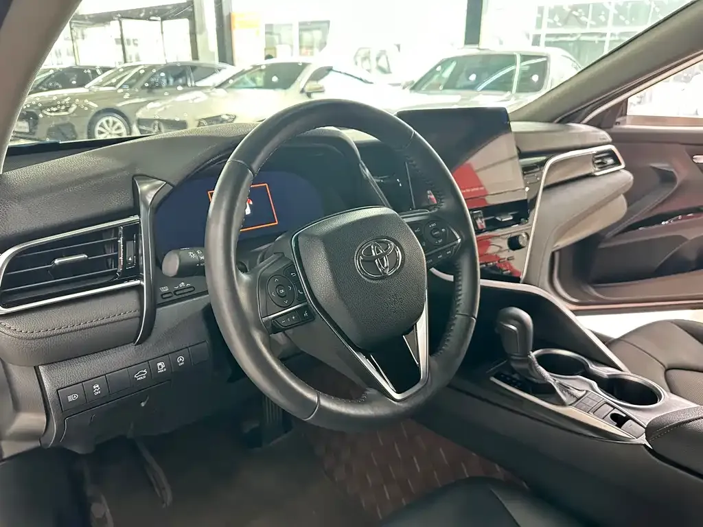 Toyota Camry 2025 из CN, фото 9