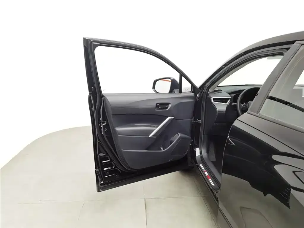 Toyota Frontlander 2024 из CN, фото 8