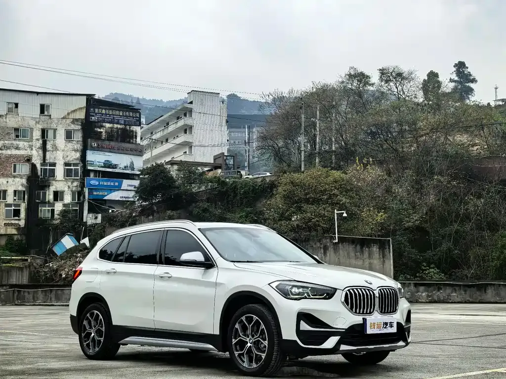 BMW X1 — фото 6