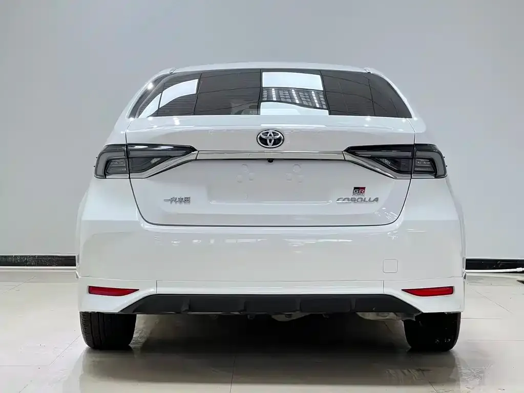 Toyota Corolla 2021 из CN, фото 2