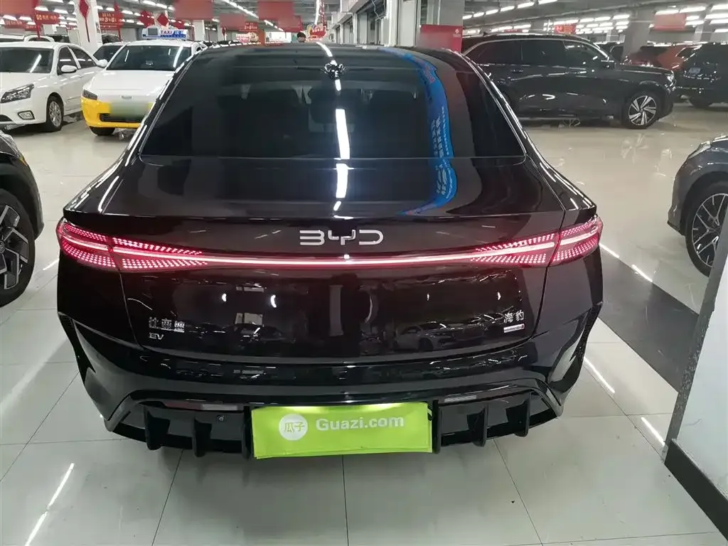 BYD Seal — фото 3