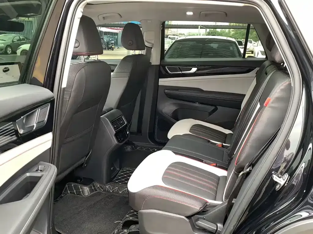 Volkswagen Teramont 2023 из CN, фото 6