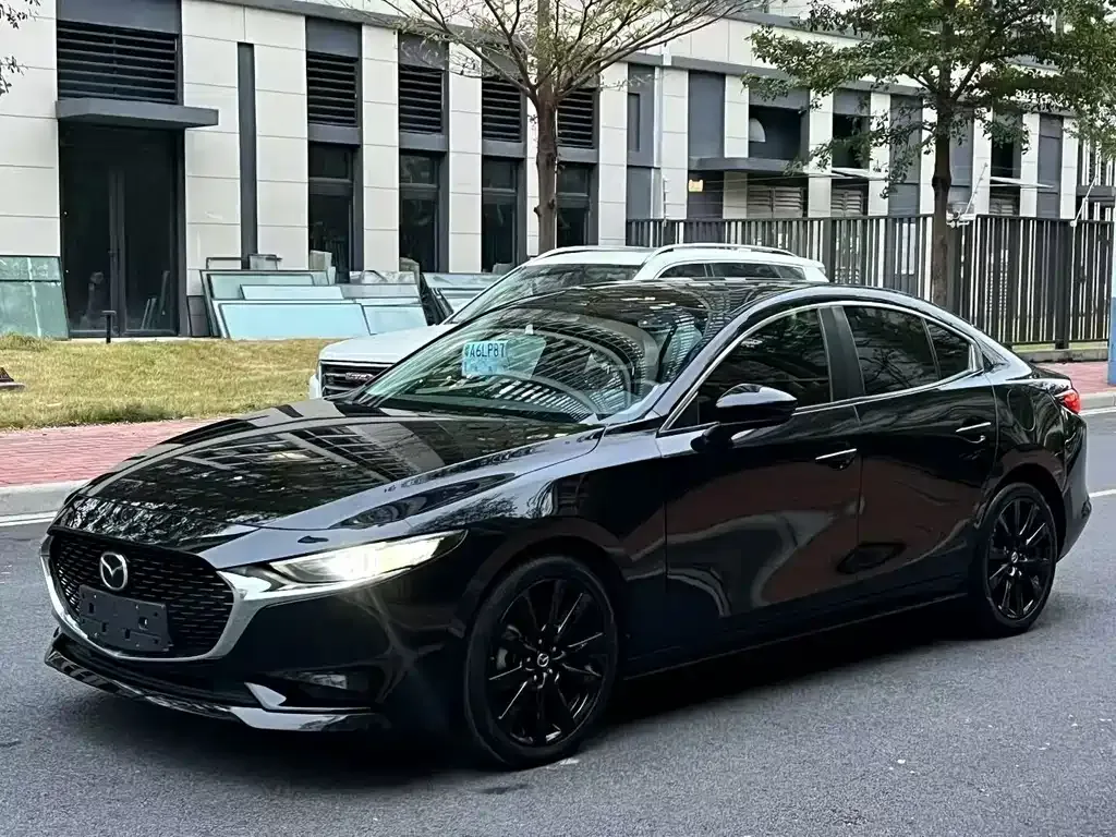 Mazda 3 Axela 2024 из CN, фото 1