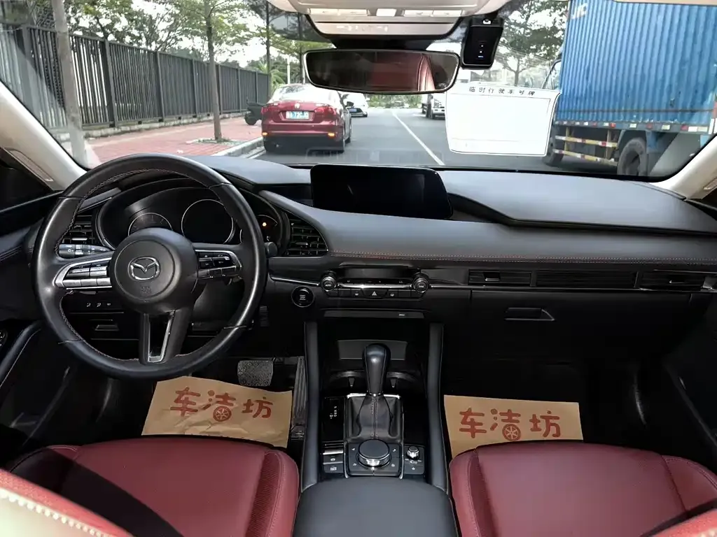 Mazda 3 Axela 2024 из CN, фото 6
