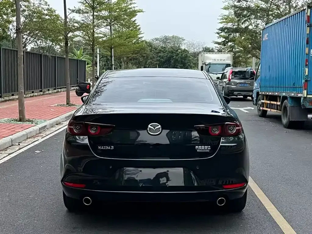 Mazda 3 Axela 2024 из CN, фото 8