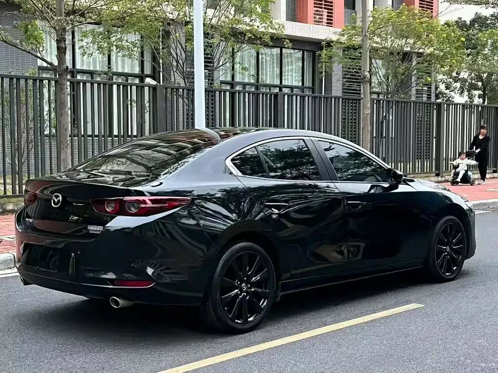 Mazda 3 Axela 2024 из CN, фото 9
