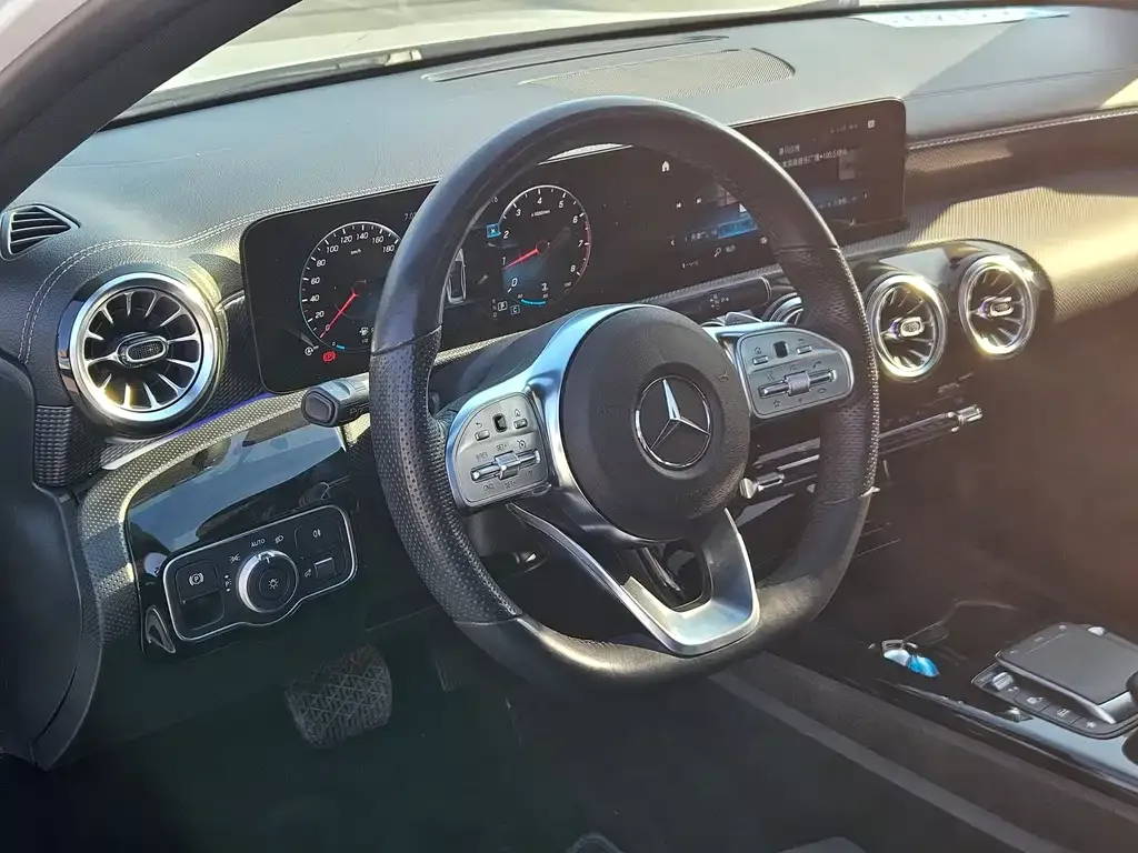 Mercedes-Benz A-Class 2021 из CN, фото 5
