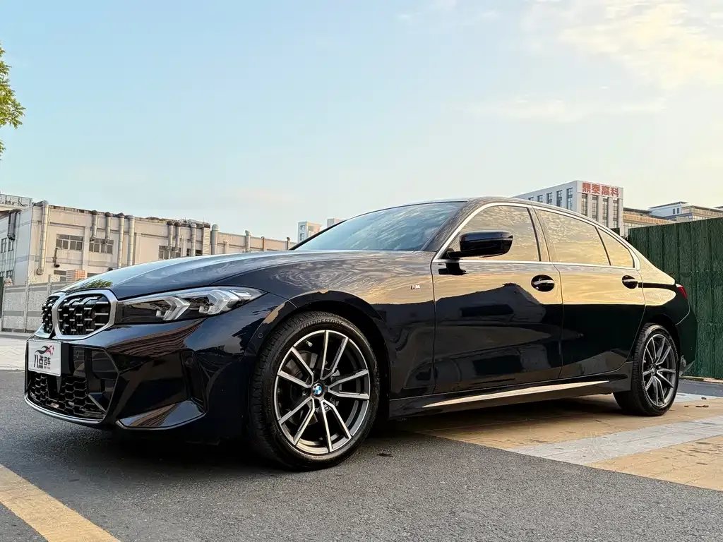 BMW 3 Series 2024 из CN, фото 1