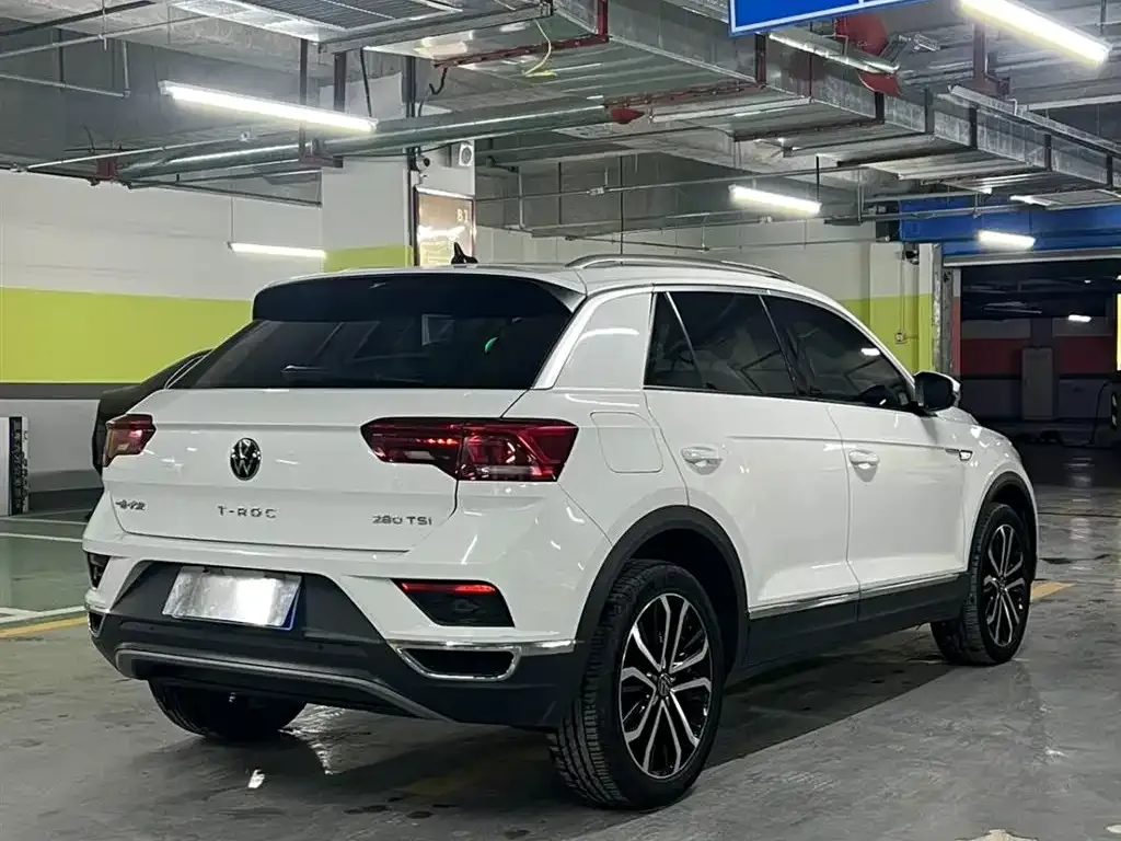 Volkswagen T-Roc — фото 3