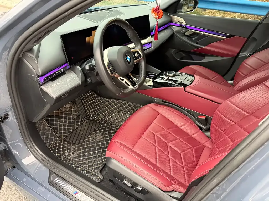 BMW 5 Series 2024 из CN, фото 8