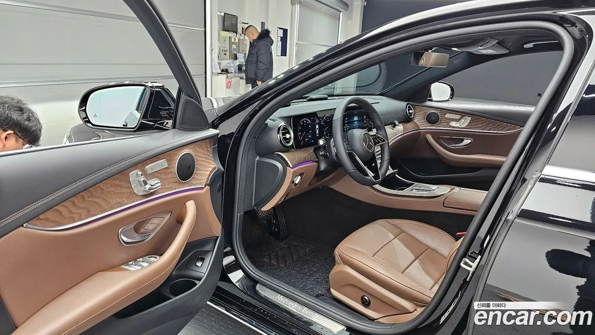 Mercedes-Benz E-Class 2023 из KR, фото 10