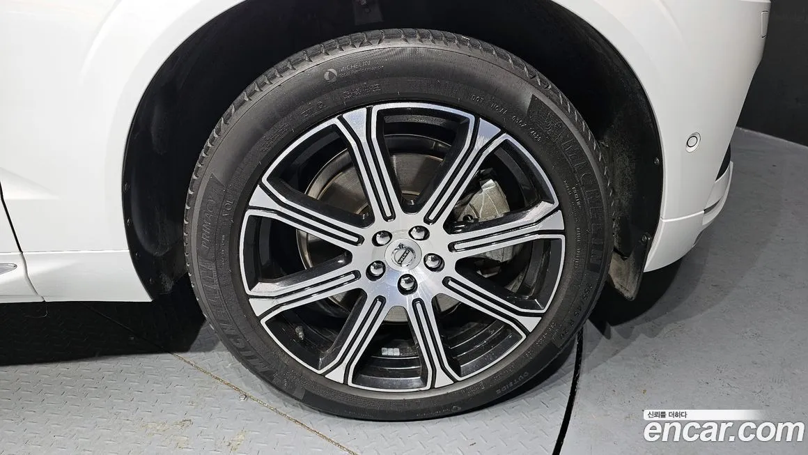 Volvo XC60 2021 из KR, фото 8