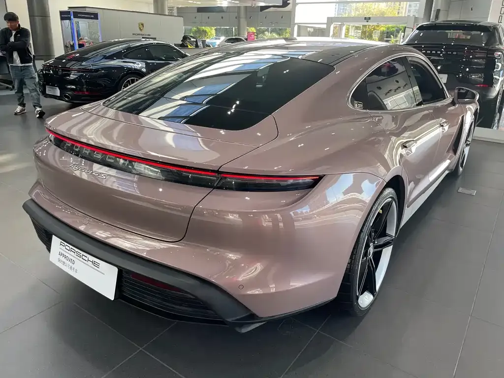 Porsche Taycan 2021 из CN, фото 4