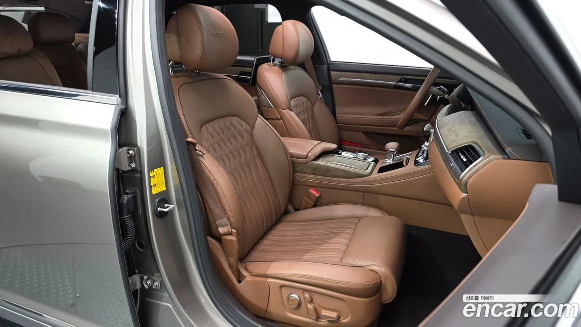 Genesis G90 — фото 10