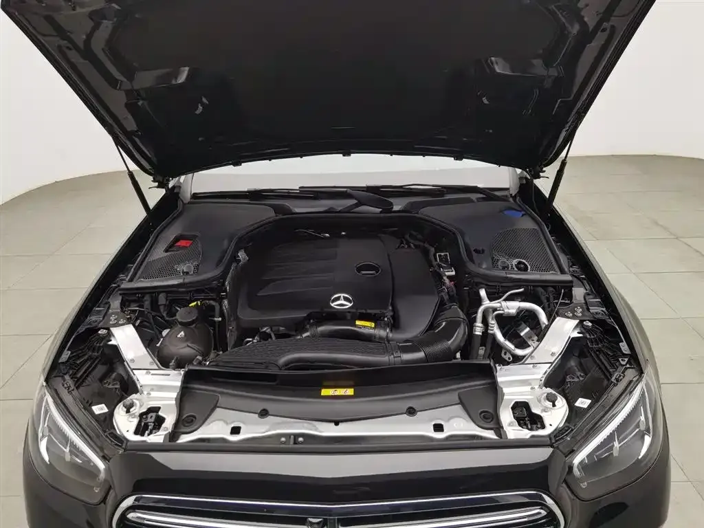 Mercedes-Benz E-Class 2023 из CN, фото 8