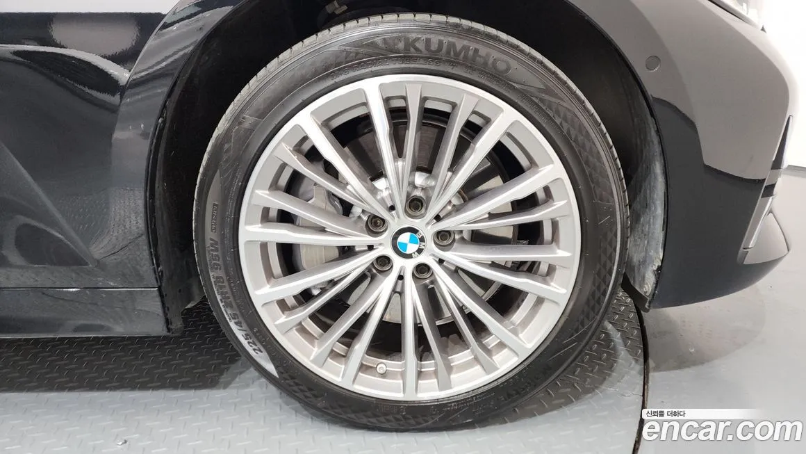 BMW 3-Series 2021 из KR, фото 7