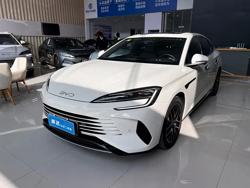 BYD Seal 07 DM-i 2025 из CN, фото 1